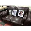 Image 1 : NEW BROWN LEATHER LOVE SEAT