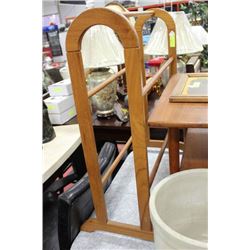 TEAK QUILT RACK