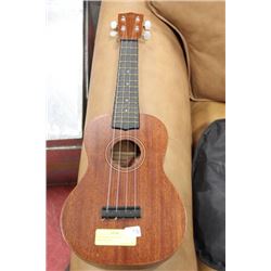 THE CLASSIC UKULELE HANDCRAFTED