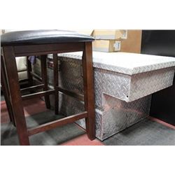 COMPACT SIZE ALUMINUM DELTA TRUCK TOOL BOX