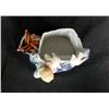 Image 5 : Conta & Boehme Fairing Porcelain Match Striker-Matches