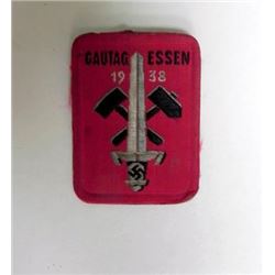 RARE 1938 GAU TAG ESSEN BADGE WITH HAMMERS, SWORD