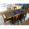 Image 2 : EARLY 1900S OAK DRAW LEAF DINING TABLE WITH 6 CHAIRS