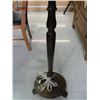 Image 2 : EARLY 1900S TURNED OAK FLOOR LAMP