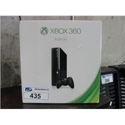 XBOX 360 GAME CONSOLE SET