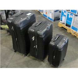 IT 3PC BLACK LUGGAGE SET