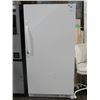 Image 1 : FRIGIDAIRE WHITE UPRIGHT FREEZER - NOT WORKING * FOR PARTS OR REPAIR