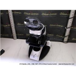 LEICA CME 1349521X MICROSCOPE