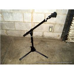 DR EXPANDABLE BOOM MICROPHONE STAND