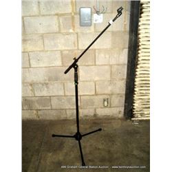 LARGE WEIGHTED BOOM MICROPHONE STAND