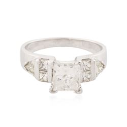 14KT White Gold 1.87 ctw Diamond Ring