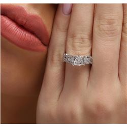 18KT White Gold 1.12 ctw Diamond Ring