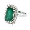 Image 4 : 14KT White Gold 5.08 ctw Emerald and Diamond Ring