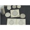 Image 2 : Collection of 400 coins Dollars, Halves & Quarters 3 Slabbed 1963D Franklin half  2 64 unc quarters 