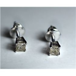 Princess Diamond 0.60 ct & Solid Gold Ear studs