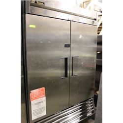 S/S DOUBLE DOOR TRUE FREEZER