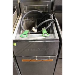 DEEP FRYER ON CHOICE W/ BASKET