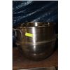 Image 1 : MIXING BOWL W/ ATTACHMENT