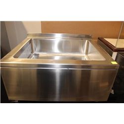 NEW S/S SINK 24"