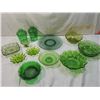 Image 1 : LOT 11 ASSORTED VINTAGE GREEN GLASSWARE