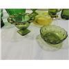 Image 4 : LOT 8 ASSORTED VINTAGE GREEN GLASSWARE