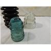 Image 3 : LOT 3 VINTAGE GLASS & CERAMIC INSULATORS