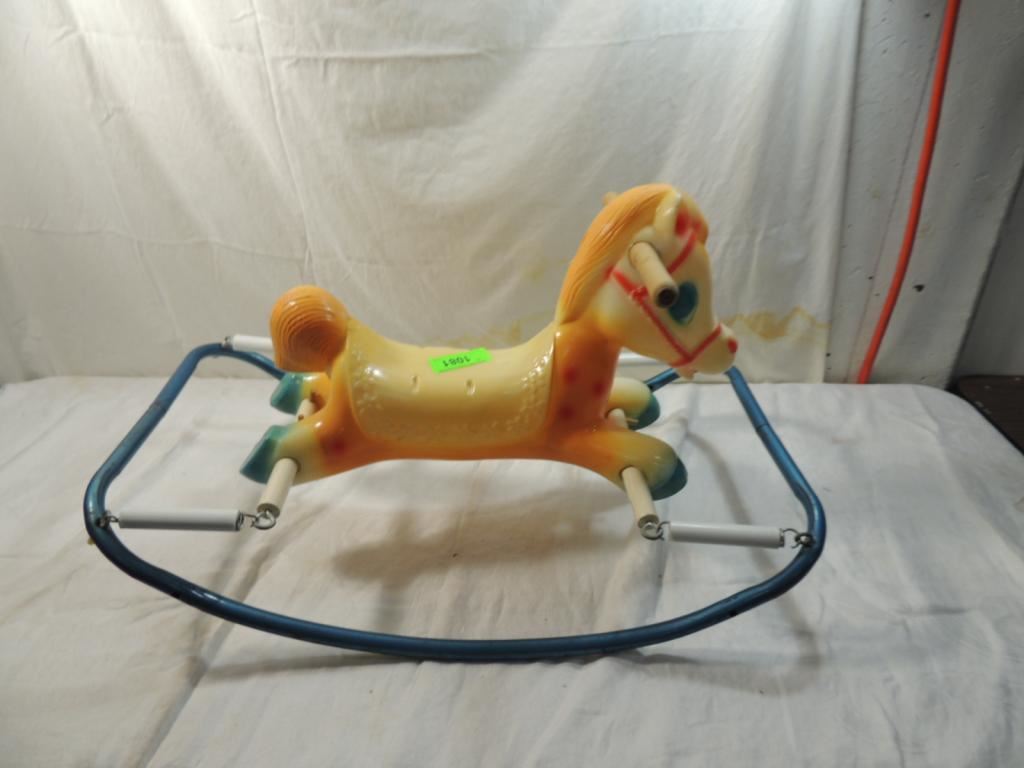 VINTAGE TODDLER ROCKING HORSE SPRING LOADED