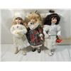 Image 1 : LOT 3 PORCELAIN DOLLS