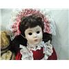 Image 2 : LOT 4 PORCELAIN DOLLS