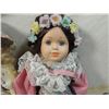 Image 2 : LOT 4 FLORAL DRESS PORCELAIN DOLLS