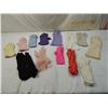 Image 1 : LOT 13 VINTAGE LADIES GLOVES