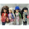 Image 2 : LOT 4 LIV DOLLS WITH WIGS