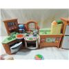 Image 2 : FISHER PRICE DOLLHOUSE KITCHEN SET