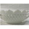 Image 2 : VINTAGE FENTON MILK GLASS