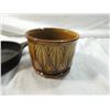 Image 3 : LOT 2 MCCOY PLANTER & CAST IRON SKILLET