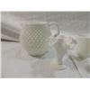 Image 3 : LOT 7 MILK GLASS HOBNAIL PITCHER & GLASSES