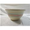 Image 2 : LARGE WATT OVEN WARE MIXING BOWL