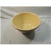Image 2 : EXTRA LARGE WATT HULL POTTERY MIXING BOWL
