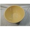 Image 3 : EXTRA LARGE WATT HULL POTTERY MIXING BOWL