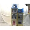 Image 2 : FISHER PRICE VICTORIAN STYLE DOLLHOUSE