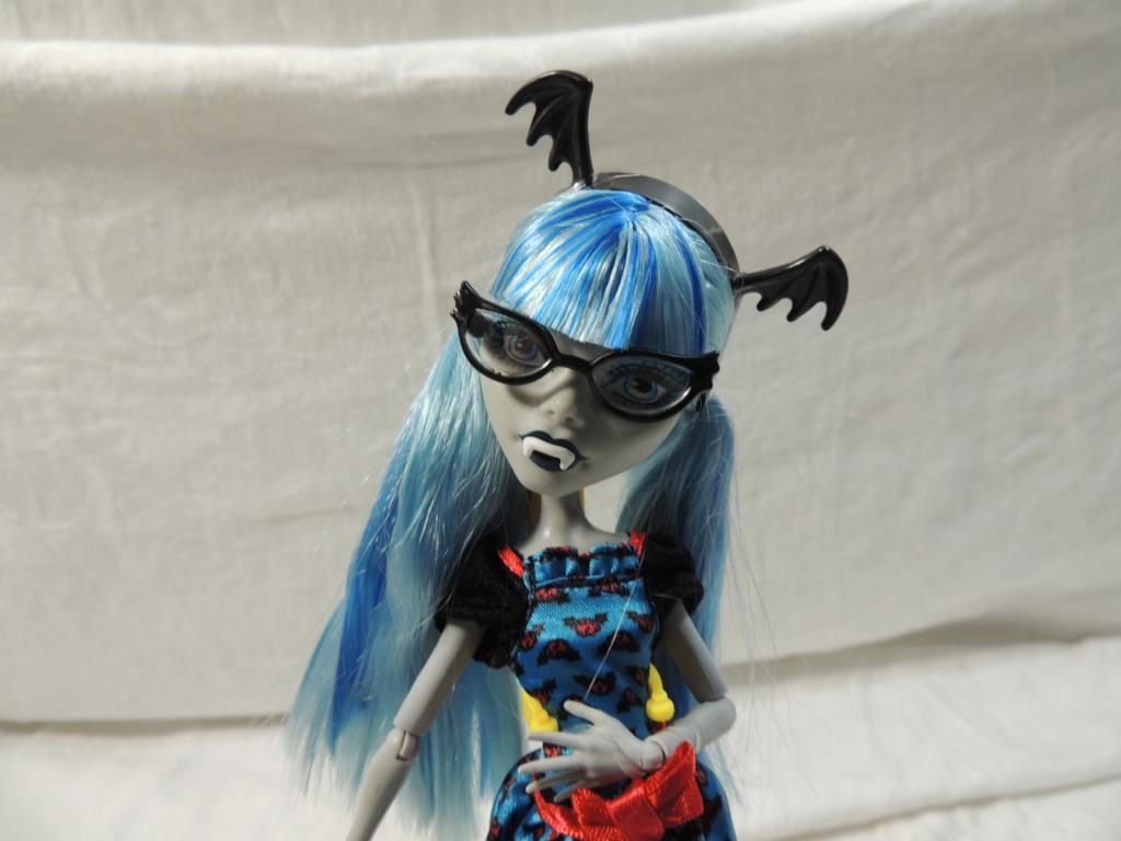 MONSTER HIGH FREAKY FUSION GHOULIA YELPS DOLL MONSTER HIGH FREAKY FUSION GHOULIA YELPS DOLL