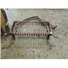 Image 2 : VINTAGE WROUGHT IRON FIREPLACE GRATE