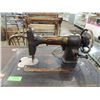 Image 2 : WHITE ROTORY USA SEWING MACHINE & TABLE