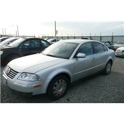 01 Volkswagen Passat New  4dr Sedan - T - DRIVE MC