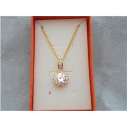 GOLD PLATED PENDANT WITH WHITE TOPAZ WITH CHAIN (L800-9)