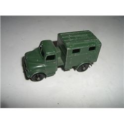 VINTAGE *VERY RARE* DIECAST TOY ARMY MILITARY AUSTIN MK 2 RADIO TRUCK STAMPED *LESNEY ENGLAND* BOOK