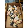Image 1 : BOX WITH 16 PCS PIG COLLECTIBLES