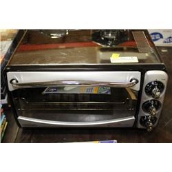 CHROME DELONGHI CONVECTION OVEN