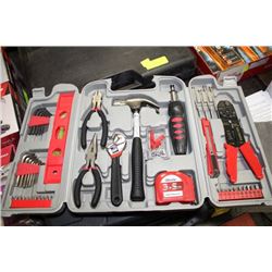 CARPENTERS TOOLS SET