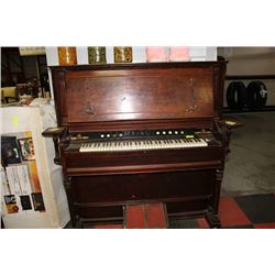1909 FOOT PUMP ORGAN